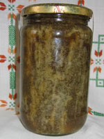 Deset let star kristaliziran med hoje pridelan v Kostelu na Kočevskem je v arhivu čebelarstva MA-JA